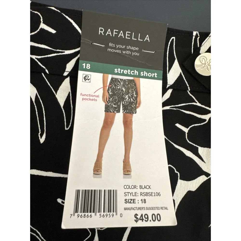 Rafaella Women's Plus 18 Stretch Pull On‎ Shorts B&W Leaf Print NWT